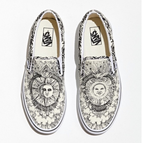 Vans Classic Slip-On Ouroboros Men’s Sizes - Picture 1 of 6